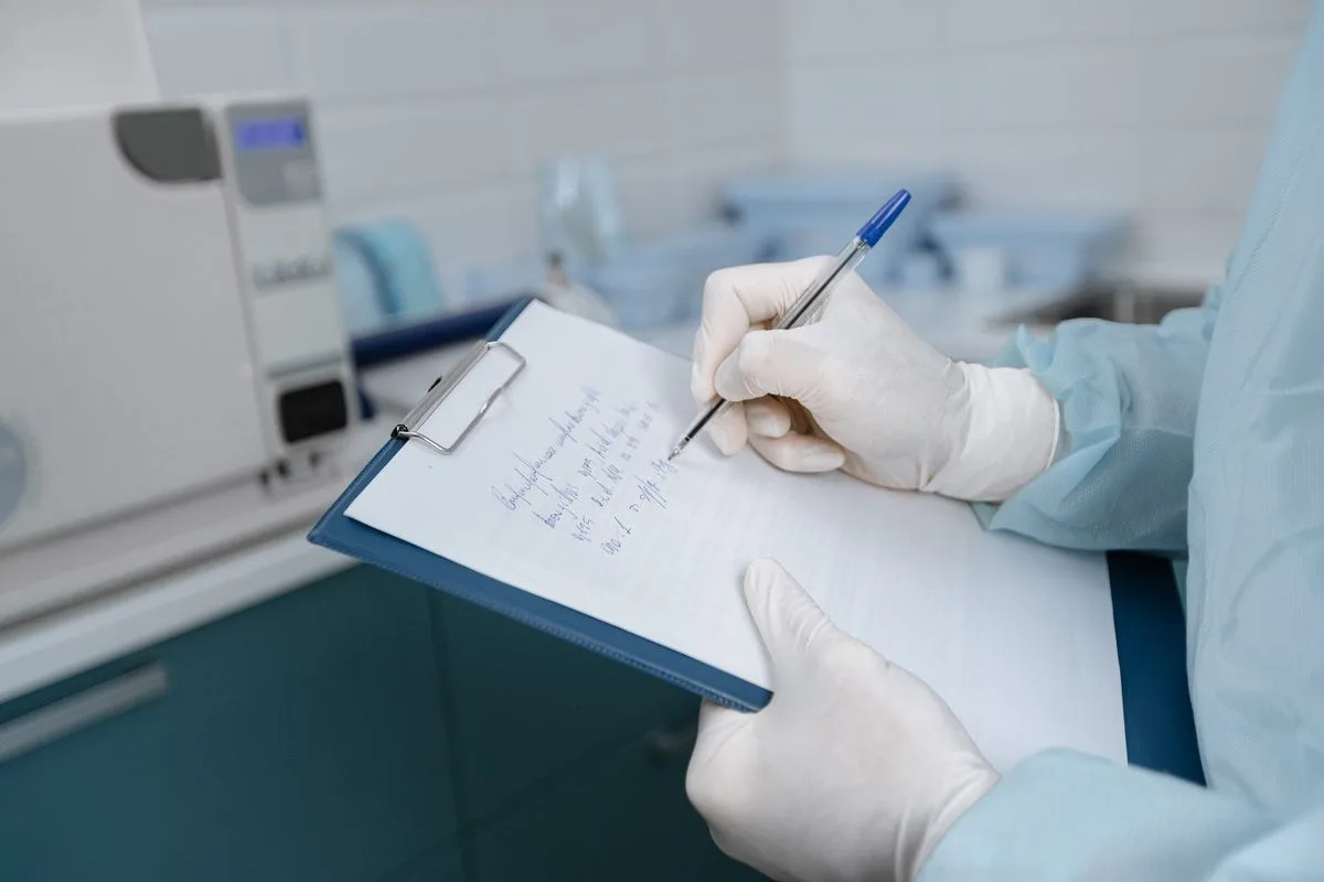 Genital dolgu işlem öncesi değerlendirme ve hazırlık